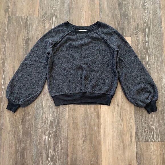 American Eagle Outfitters Sweaters - AEO popcorn knit balloon sleeve sweater EUC